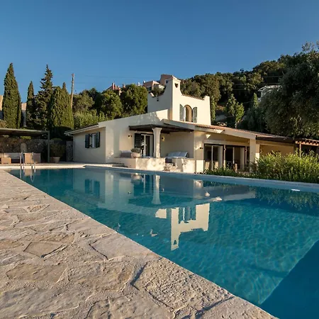 Naldera Villa Komméno