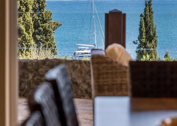 Naldera Villa *